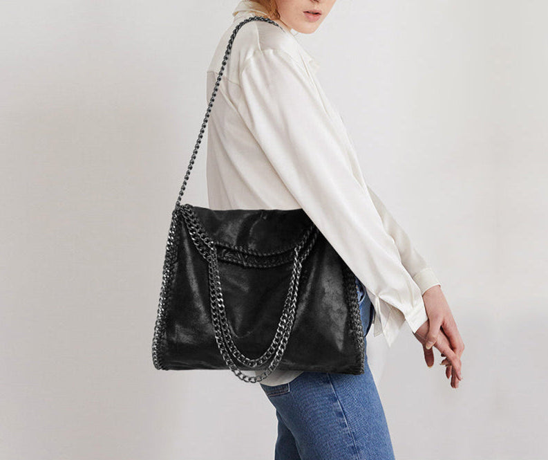 KONIE - Sac à Main en Cuir Souple avec Bandoulière à Chaîne - Image 5