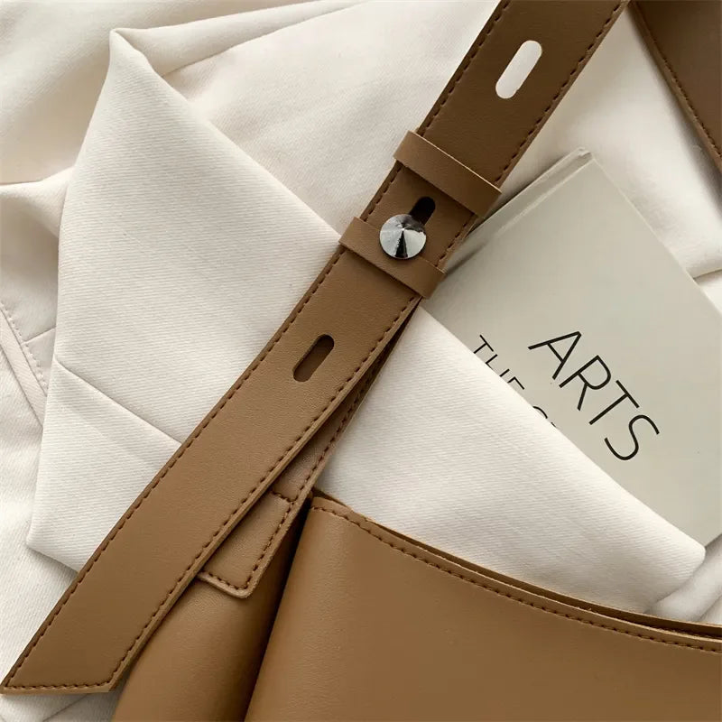 SACHA - Hand bag Shoulder Bag in Smooth Leather with Wallet Pouch - Image 10