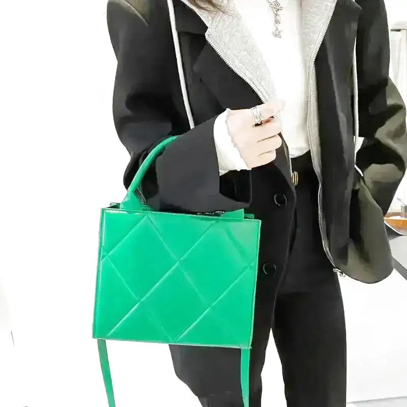 LISE - Quilted Hand Bag Smooth Leather Shoulder - Image 5