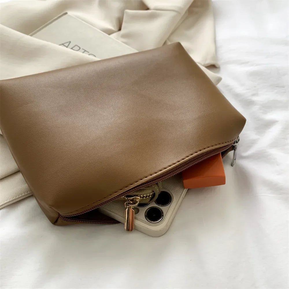 SACHA - Hand bag Shoulder Bag in Smooth Leather with Wallet Pouch - Image 6