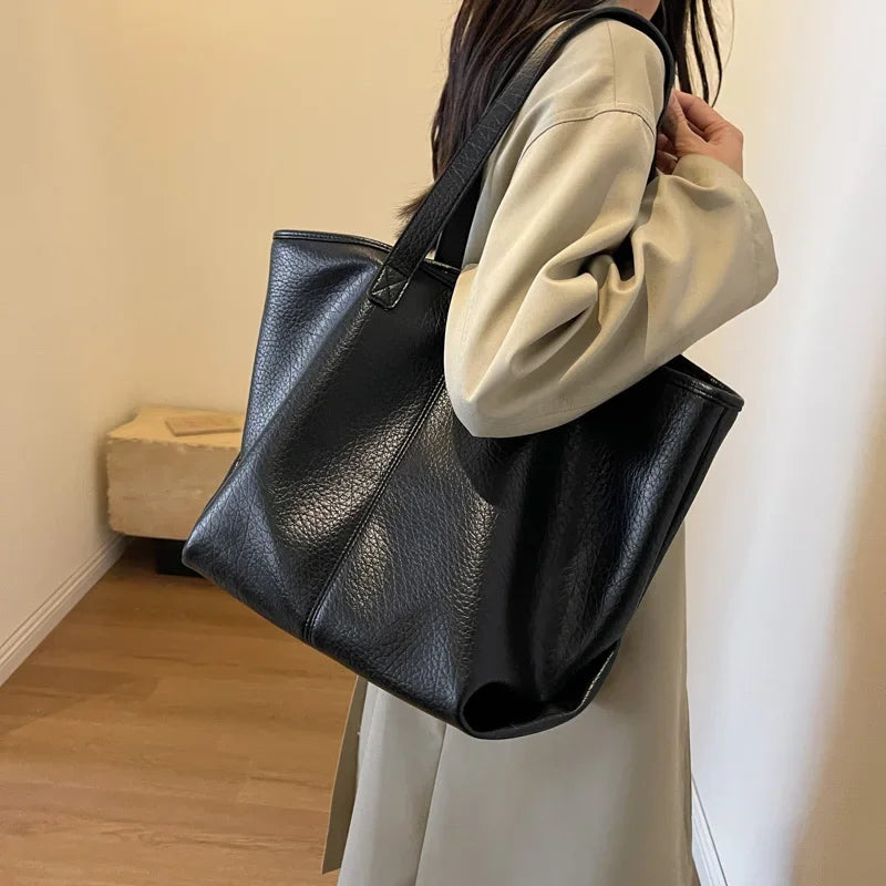 NALA - Grand Sac à Main Tote Bag Tendance en Cuir - Image 7
